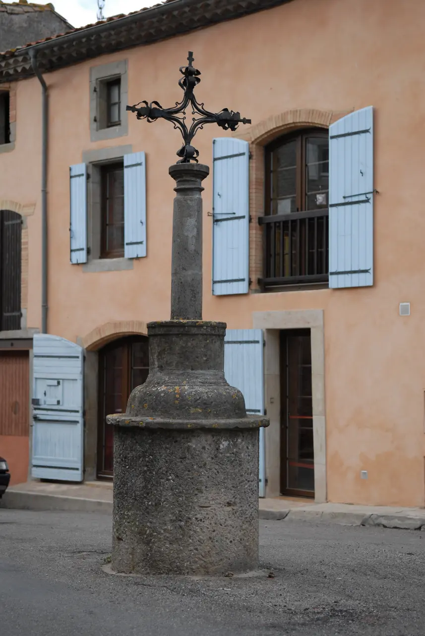 File:Croix de saint Germain à alairac (11).jpg