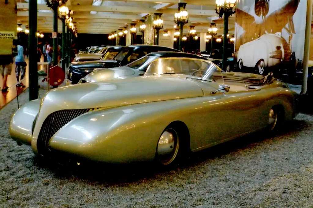 1938 Arzens La Baleine Cabriolet