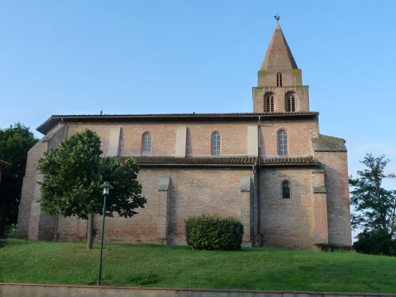 Auzielle eg