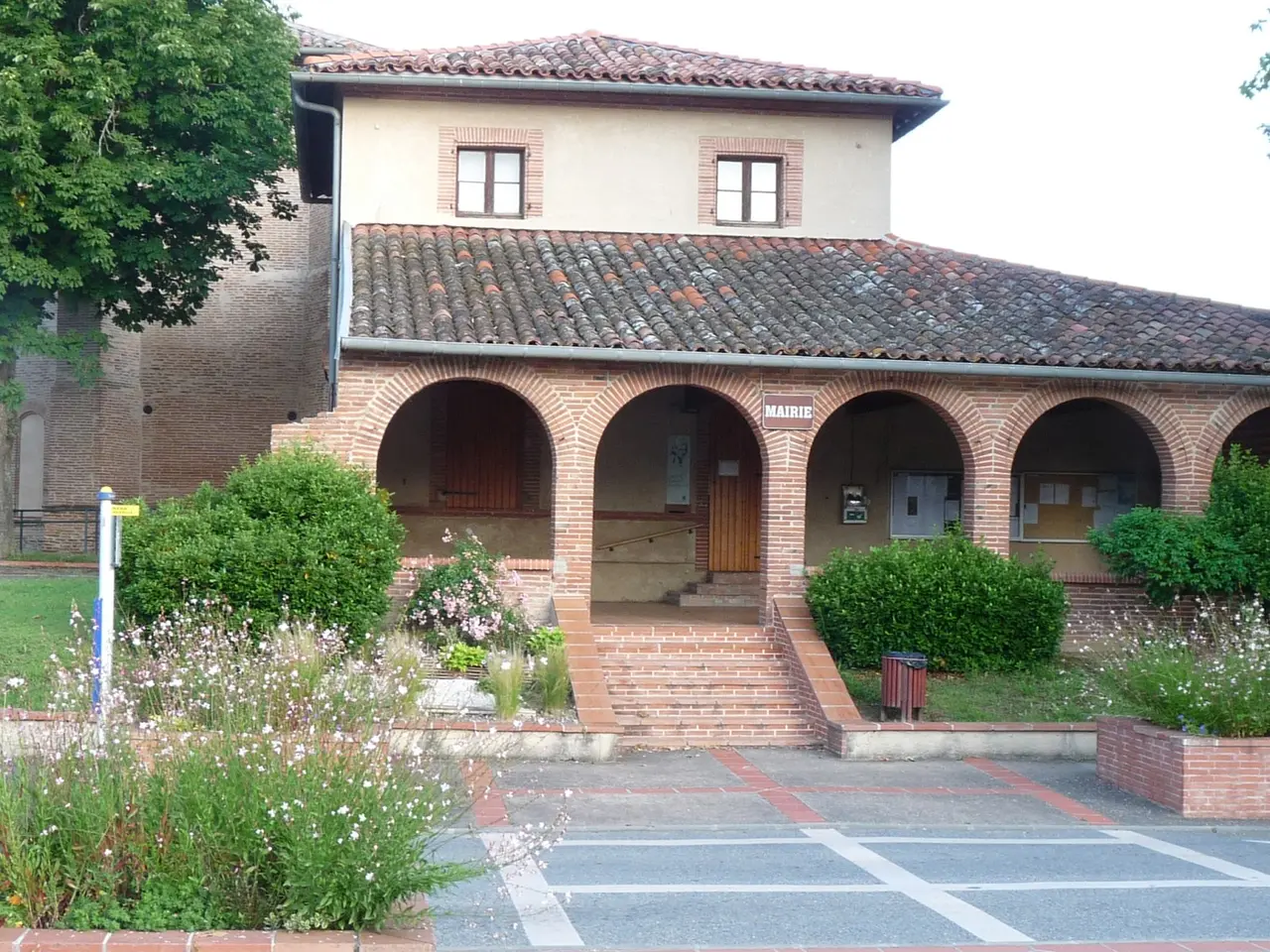 Auzielle mairie