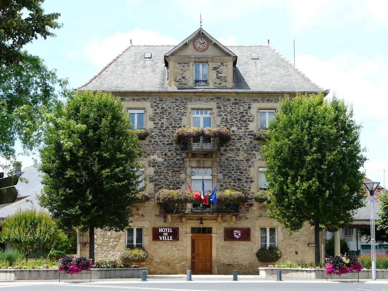 Biars-sur-Cère hôtel de ville
