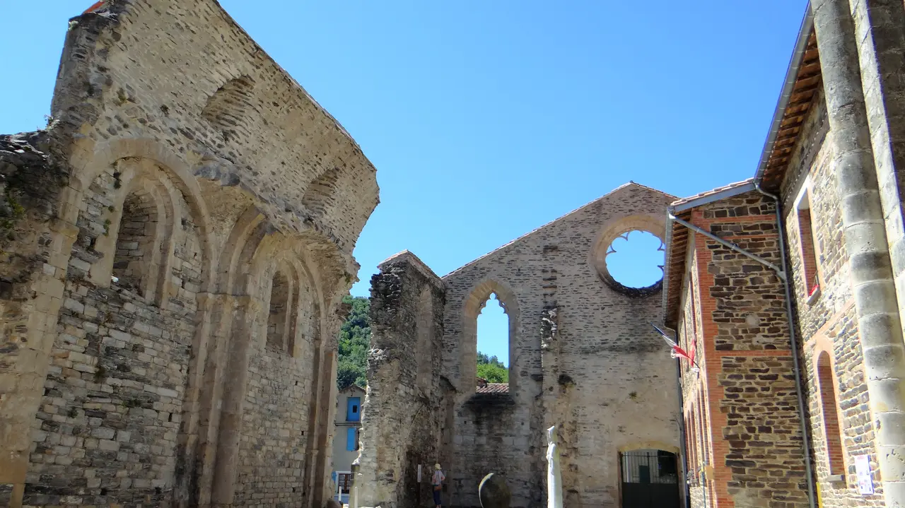 Burlats - Collégiale Saint-Pierre -05