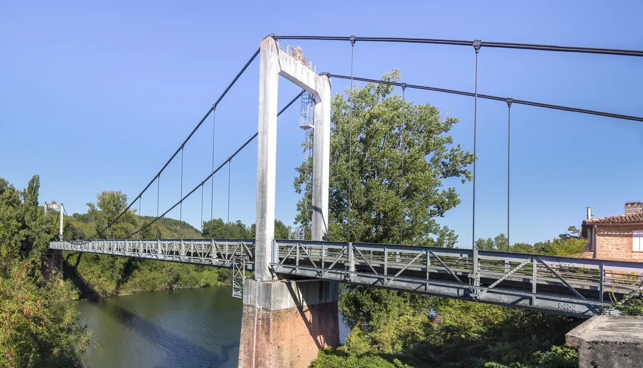 31 - Buzet-sur-Tarn - Le pont suspendu