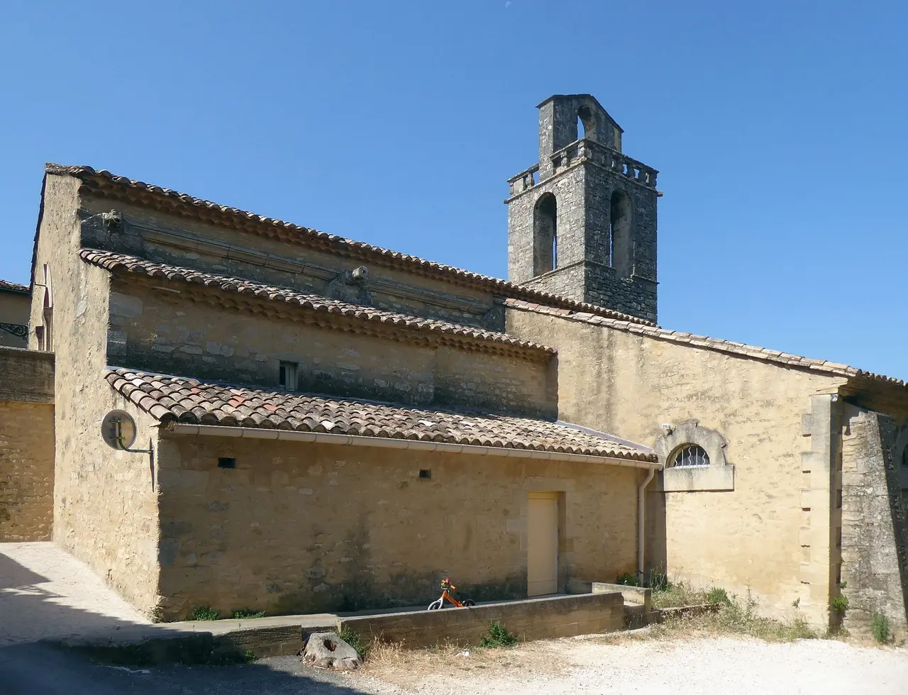 Ancienne église de Castillon-du-Gard (1)