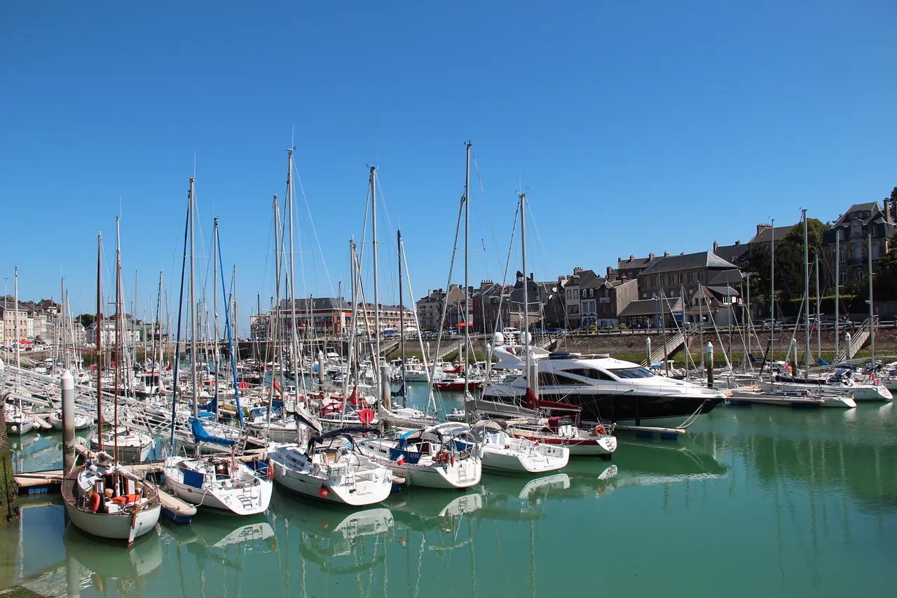 0 Saint-Valery-en-Caux - Port et centre-ville