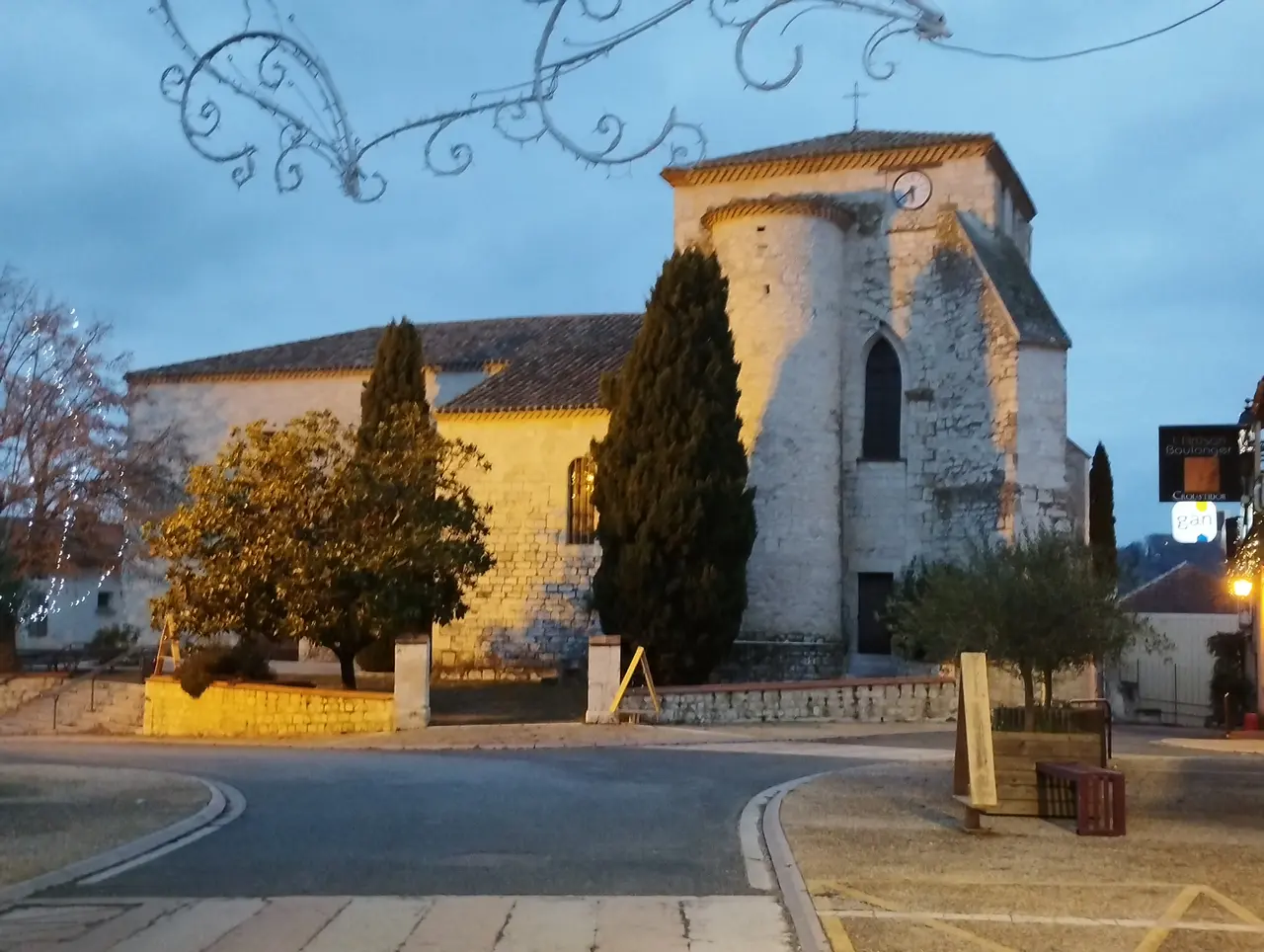 Façade de l'Église de la Nativité-de-Notre-Dame de Cazes-Mondenard