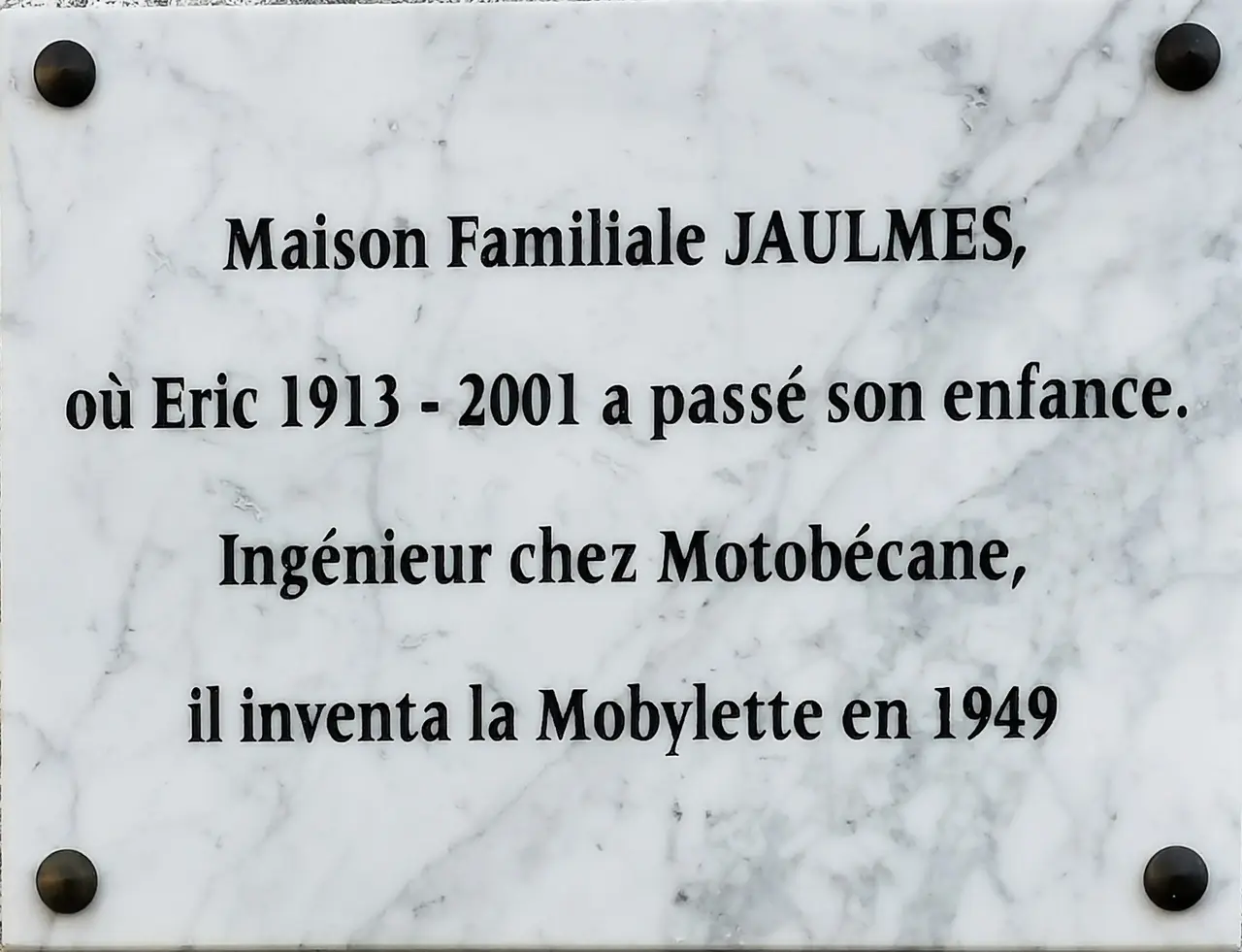 Congénies - Plaque à la mémoire d'Eric Jaulmes - 2022-11-10