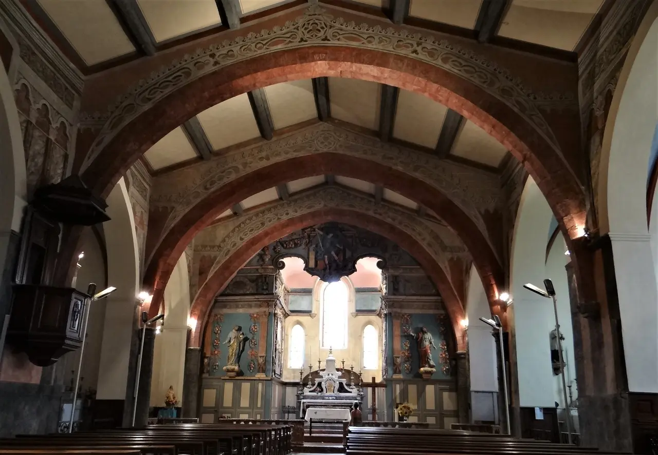 Espéraza - Église Saint-Michel - Nef vers le chœur