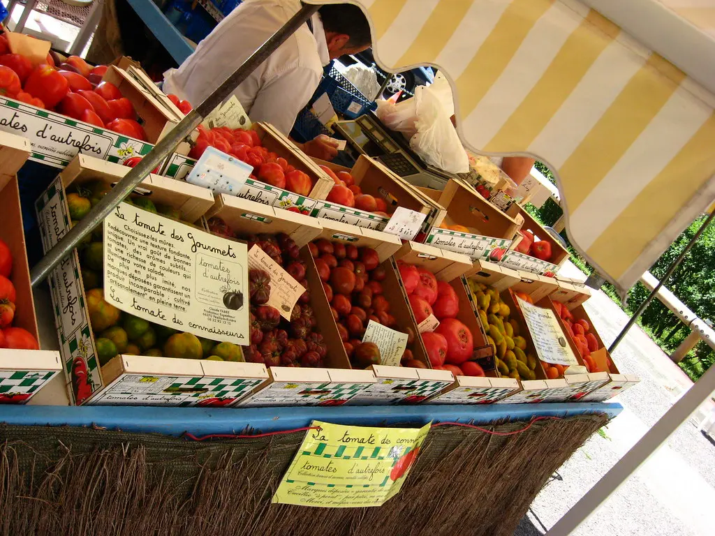 Tomato seller, Font-Romeu-Odeillo-Via