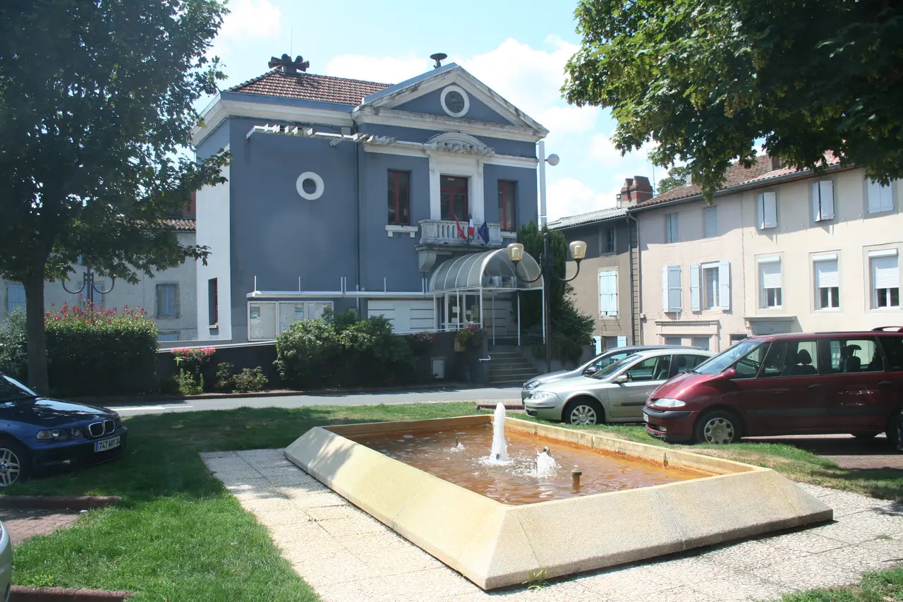Labastide-Rouairoux mairie