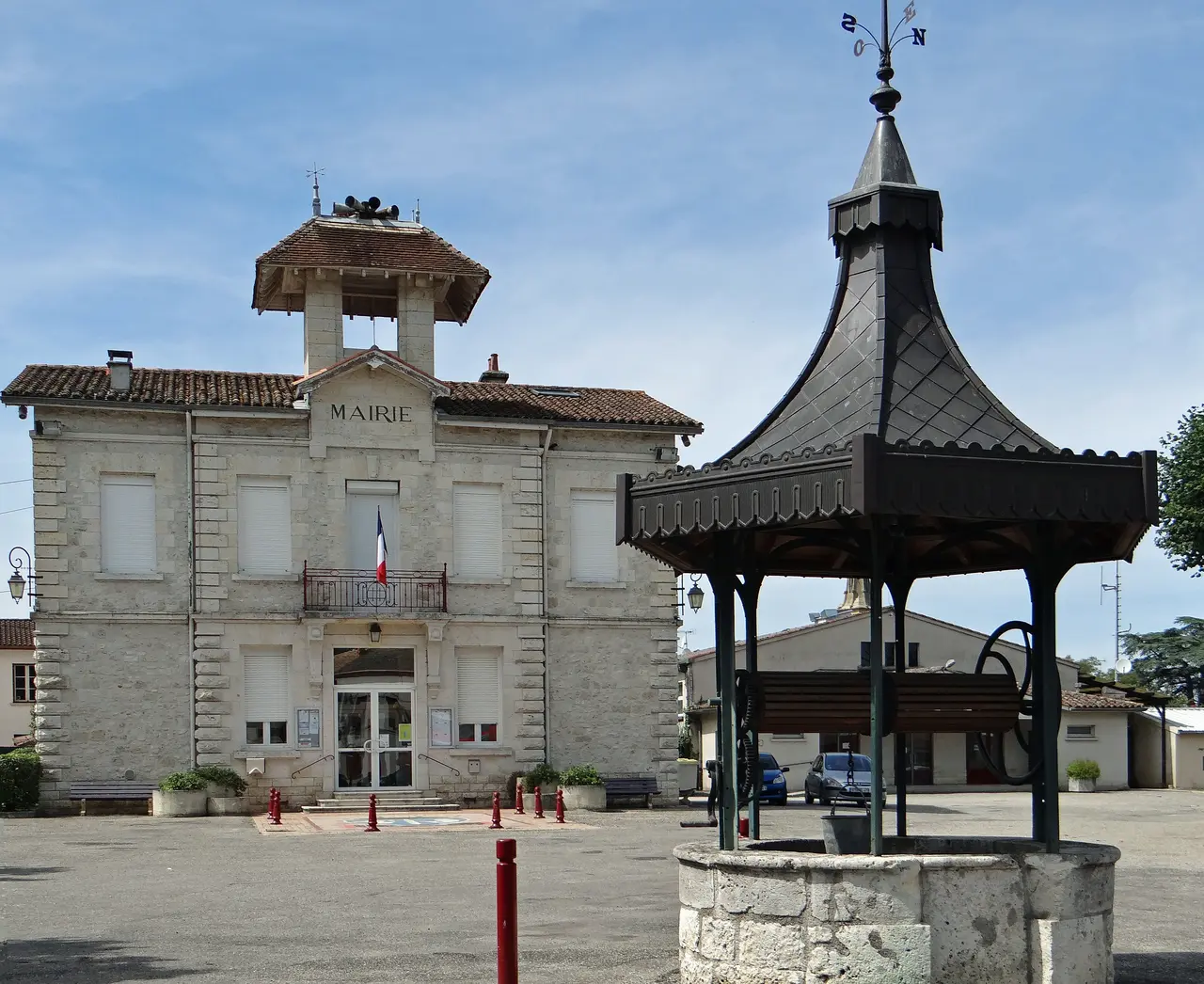 Laroque-Timbaut - Mairie -1