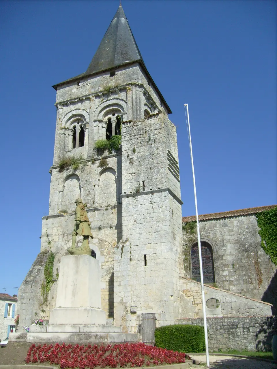Eglise Le Gua