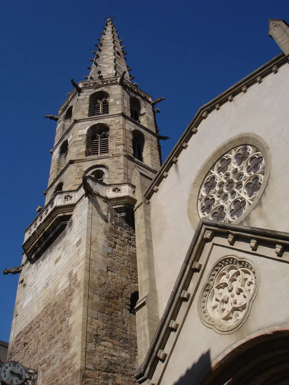 File:France-limoux-eglise.jpg