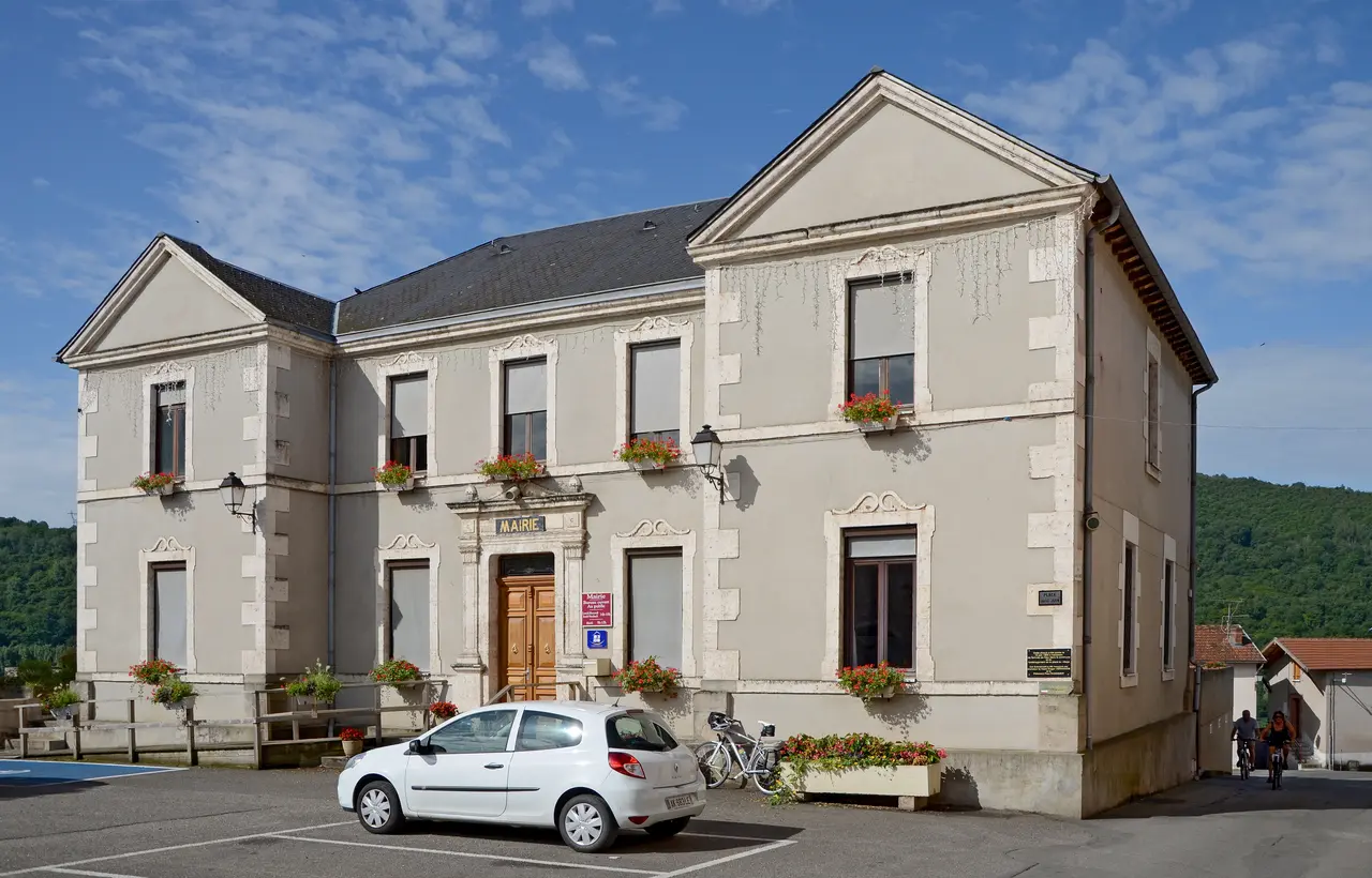 File:Mairie-de-Livinhac-le-haut-DSC 0312-(2).jpg