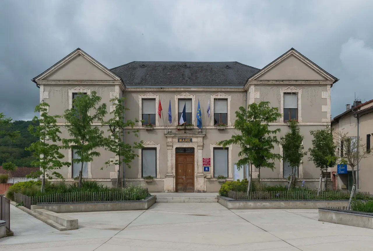 Town hall of Livinhac-le-Haut