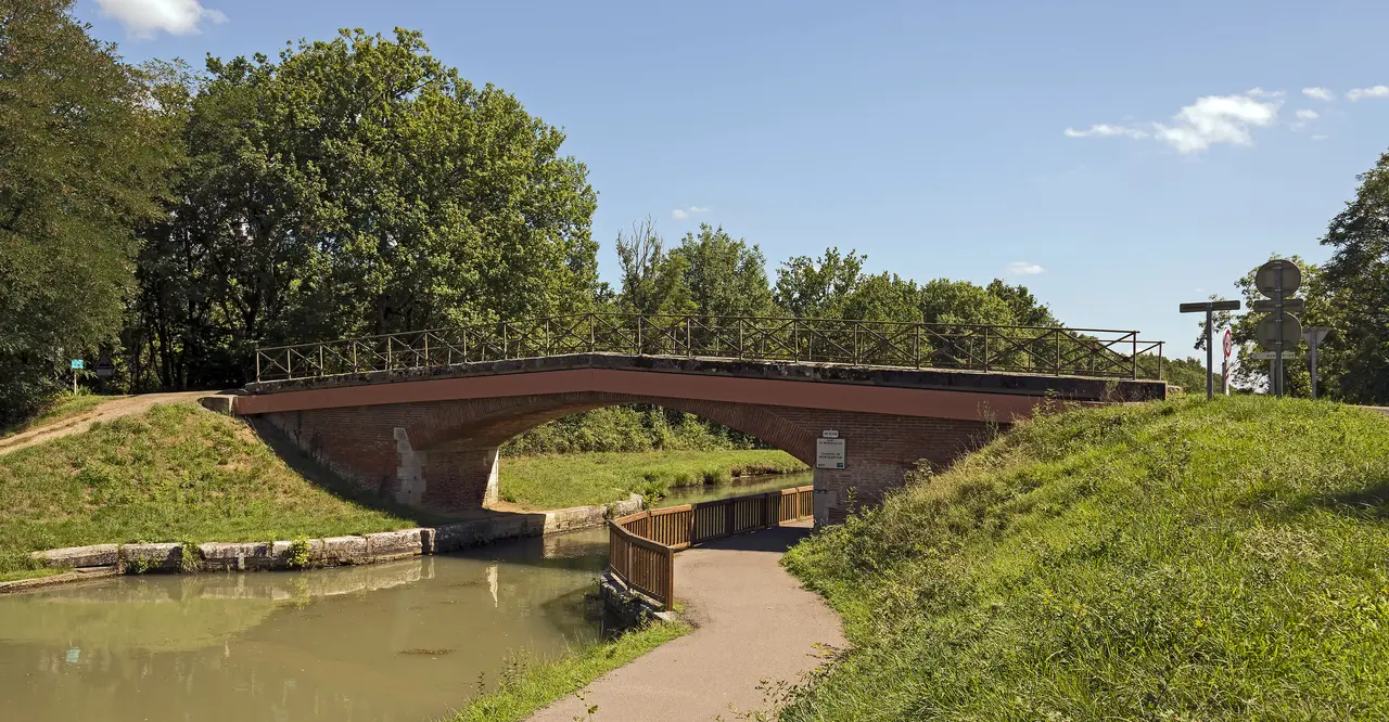 Montbartier - Le pont sur le Canal Latéral à la Garonne