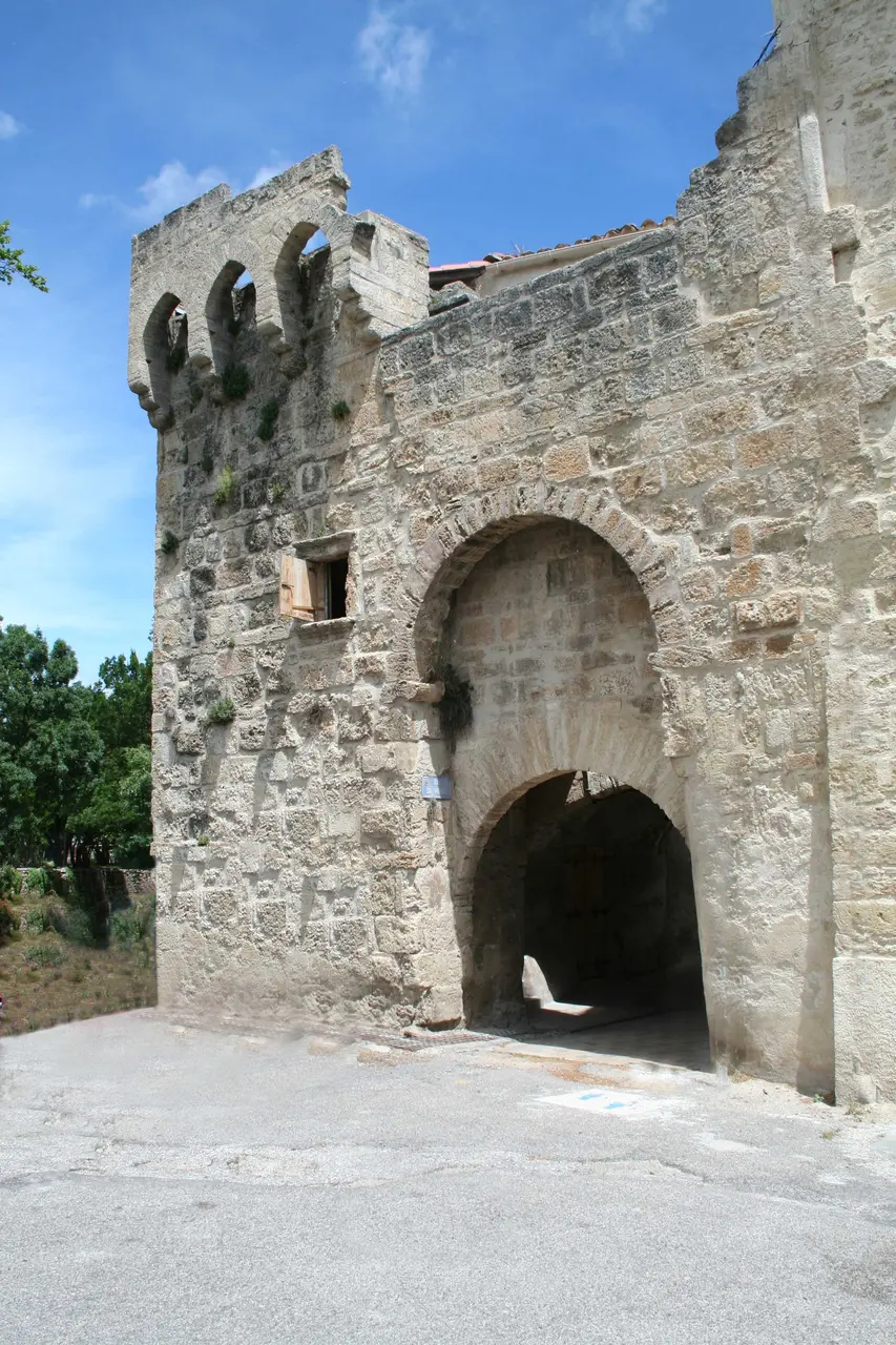 Montbazin porte