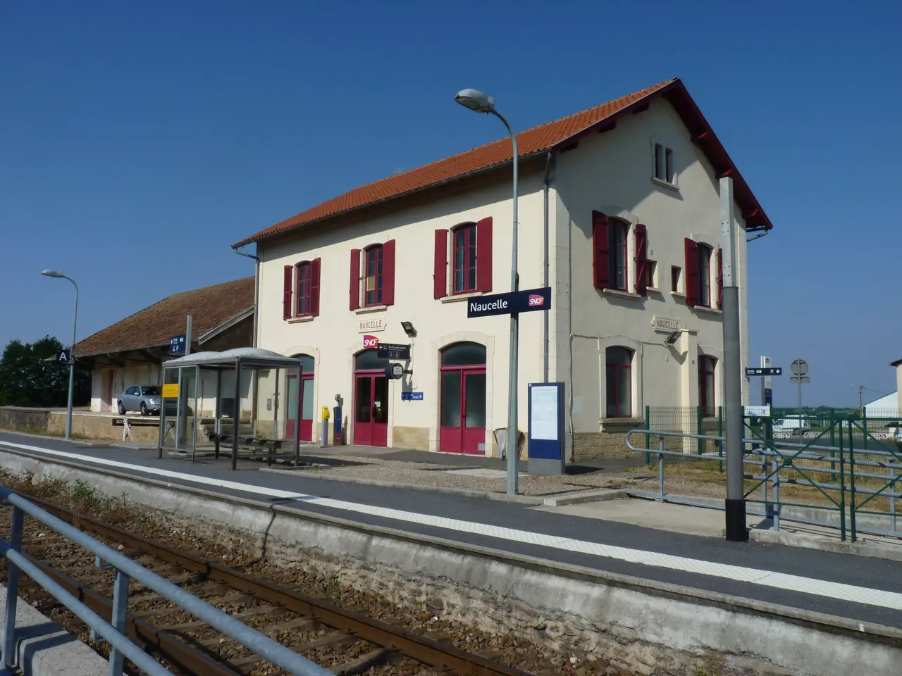Gare de Naucelle P1090558