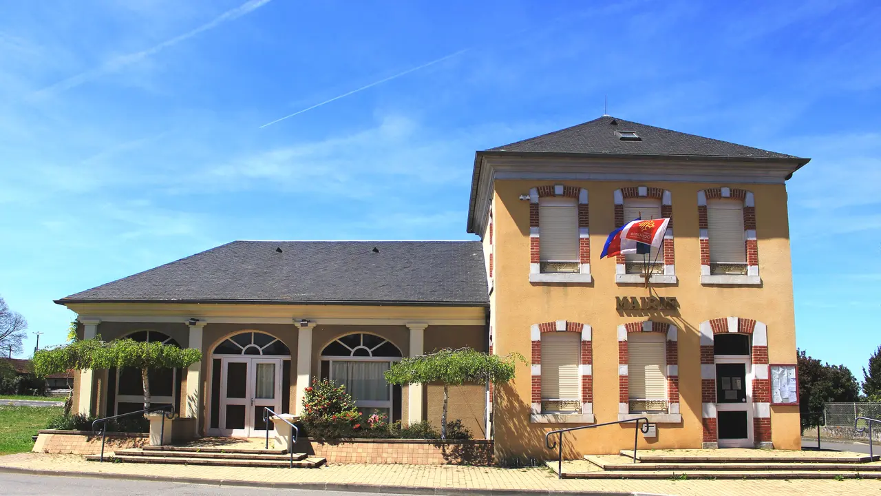Mairie de Orleix (Hautes-Pyrénées) 1