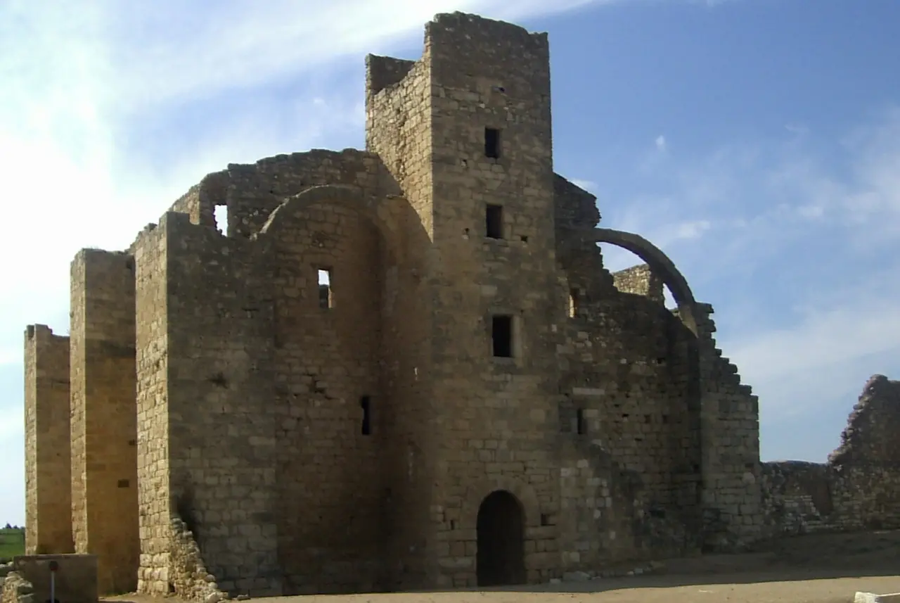 Ouveillan, Grange cistercienne de Fontcalvy 2