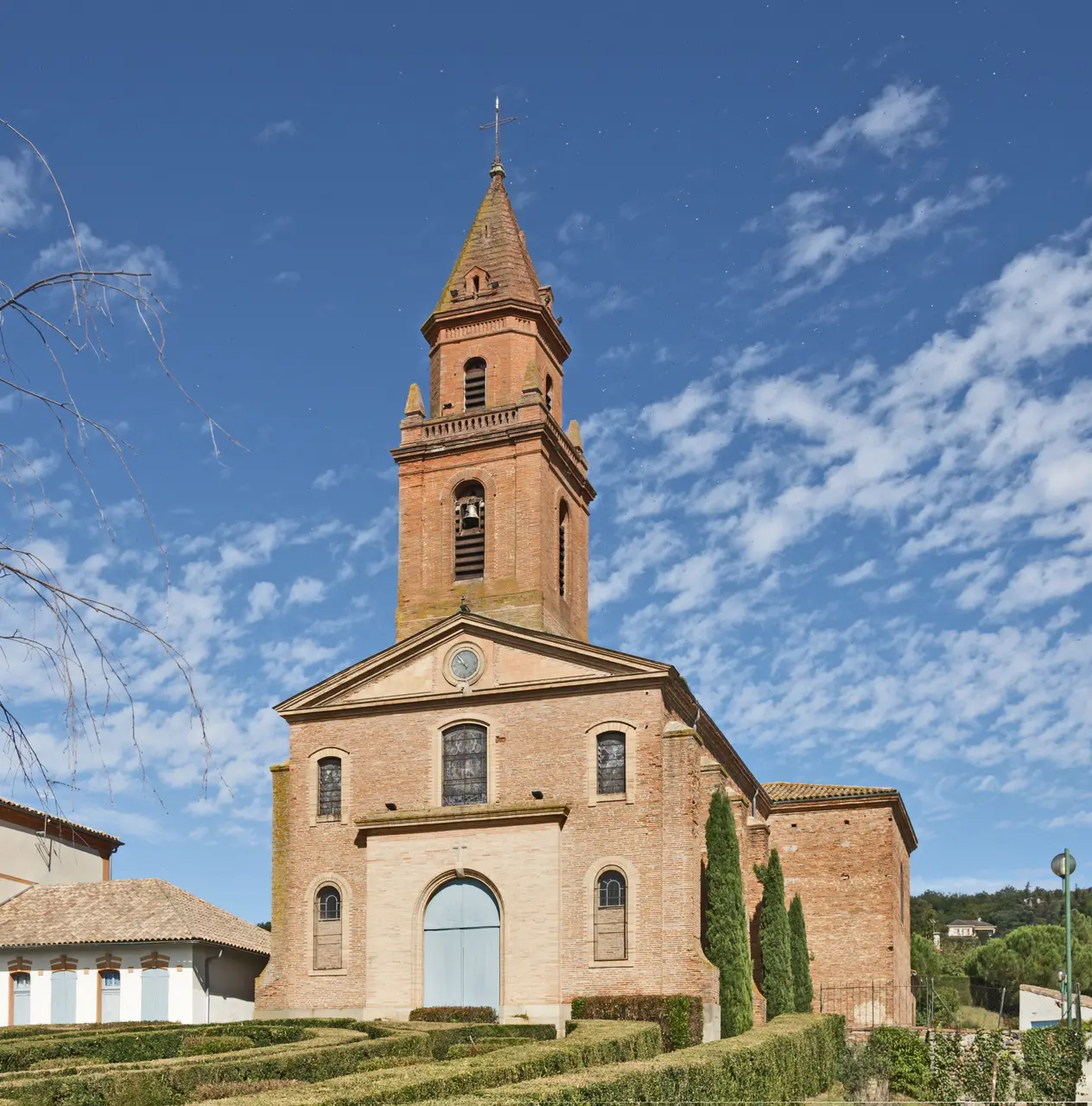 Pompignan (Tarn-et-Garonne) Église Saint-Grégoire - Façade
