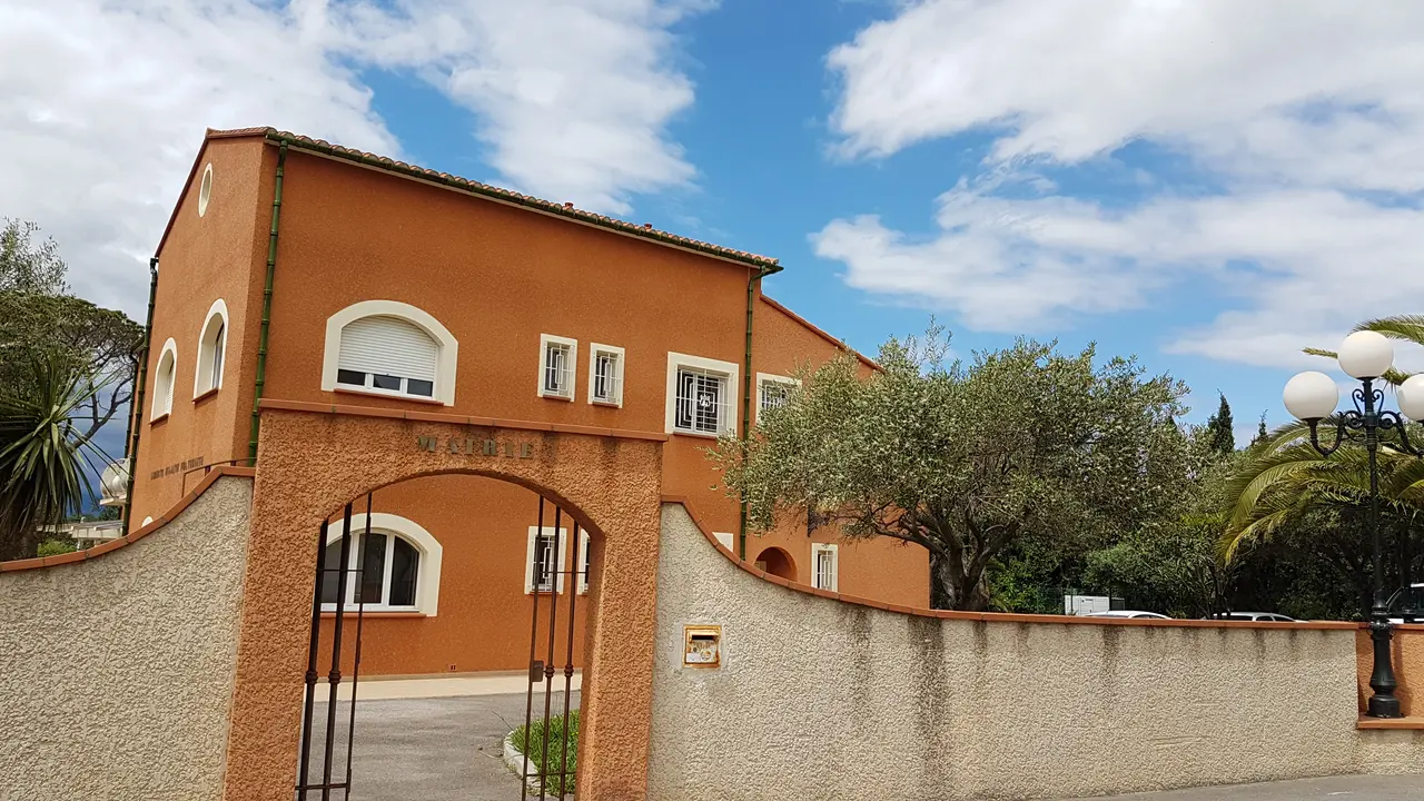 Ponteilla - Mairie 2