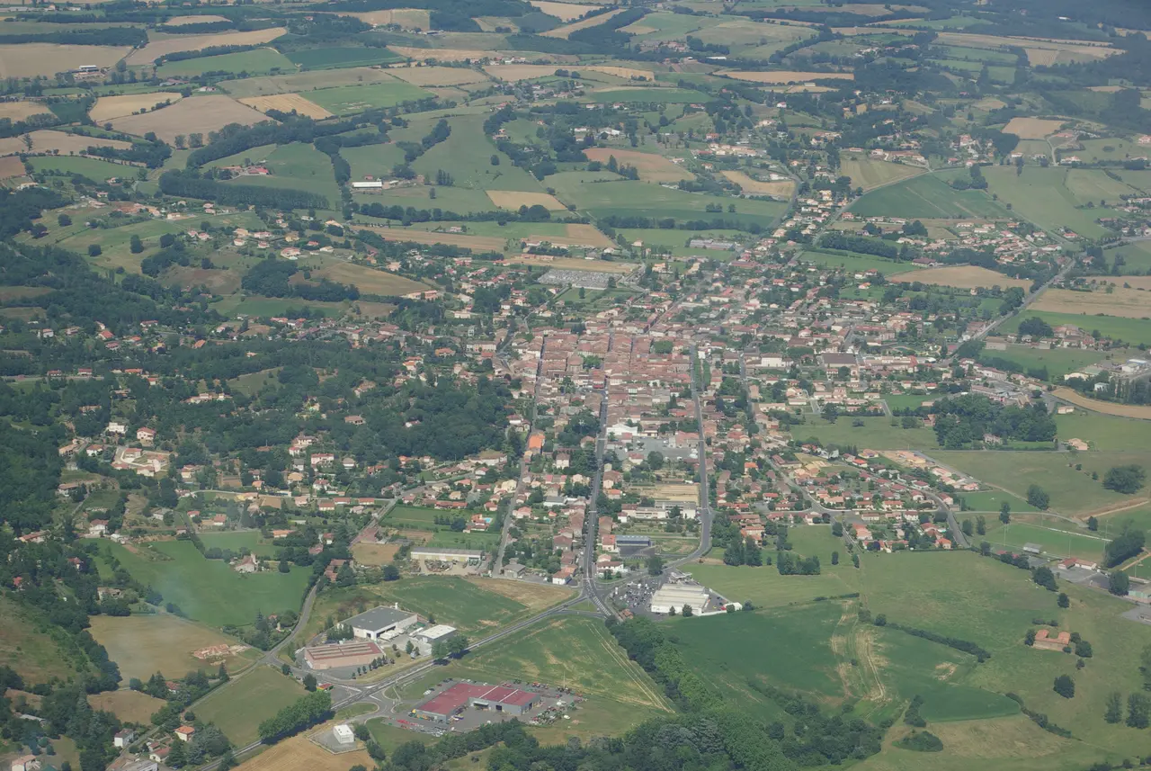 Aerial-photo-Réalmont