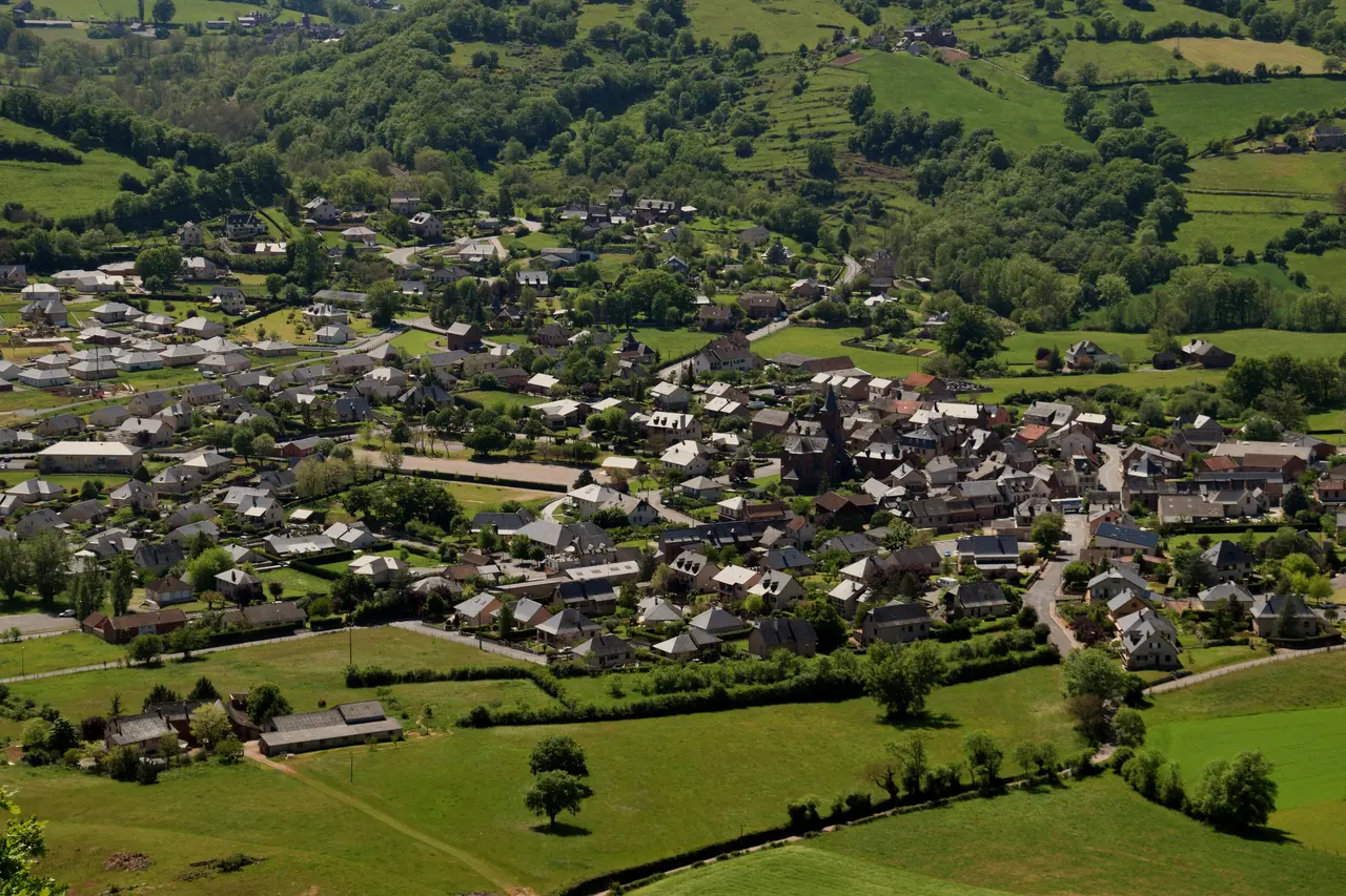 View on Saint-Christophe-Vallon 02