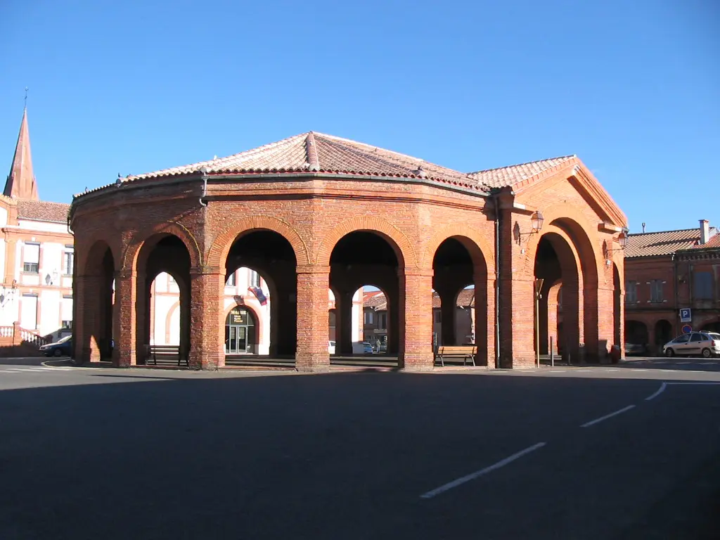 Halle de Saint-Lys