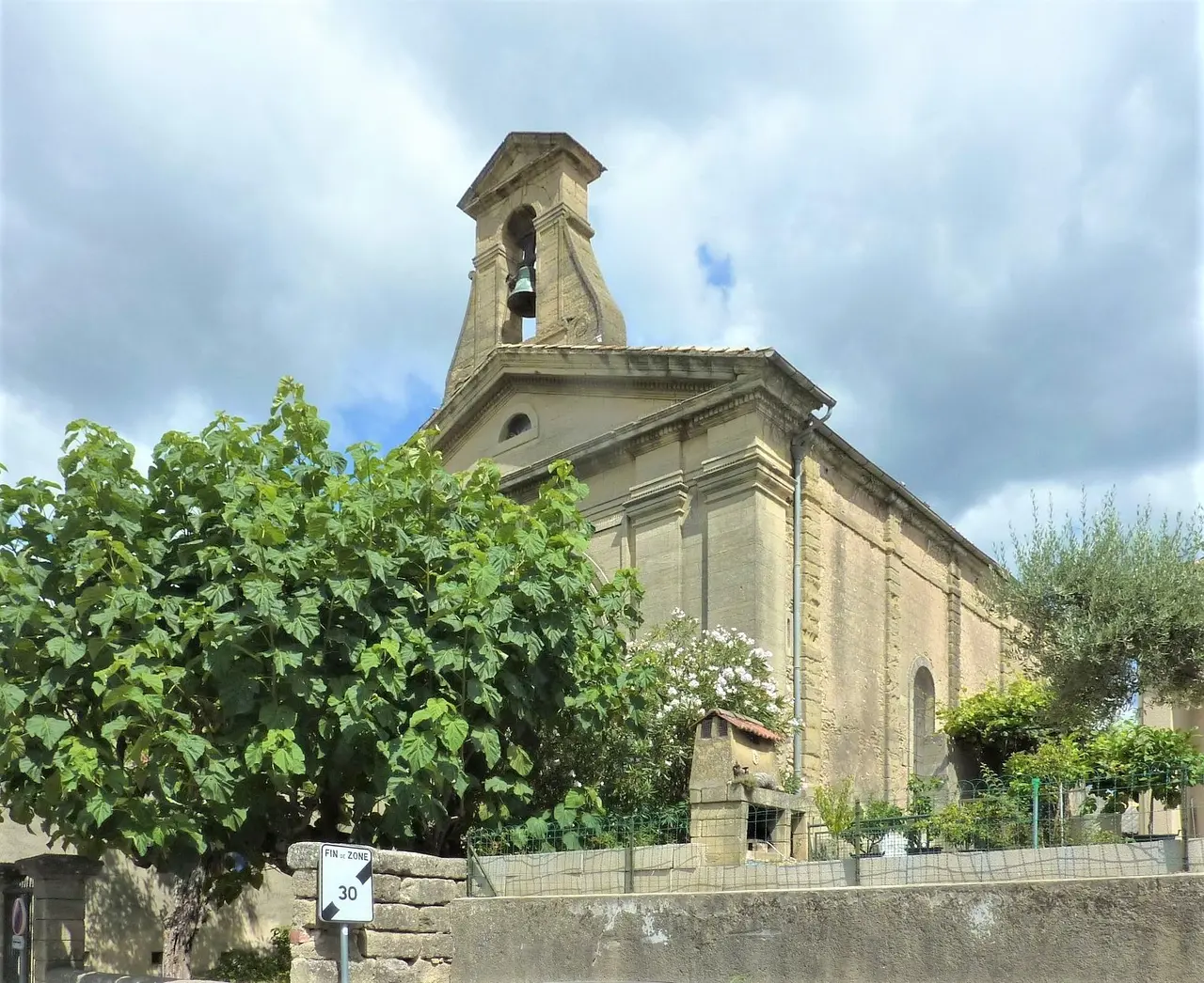 Temple, Saint-Quentin-la-Poterie (3)