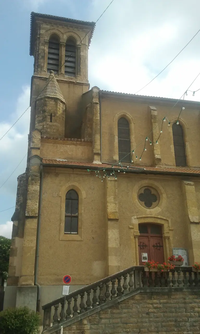 Seissan - Clocher de l'église