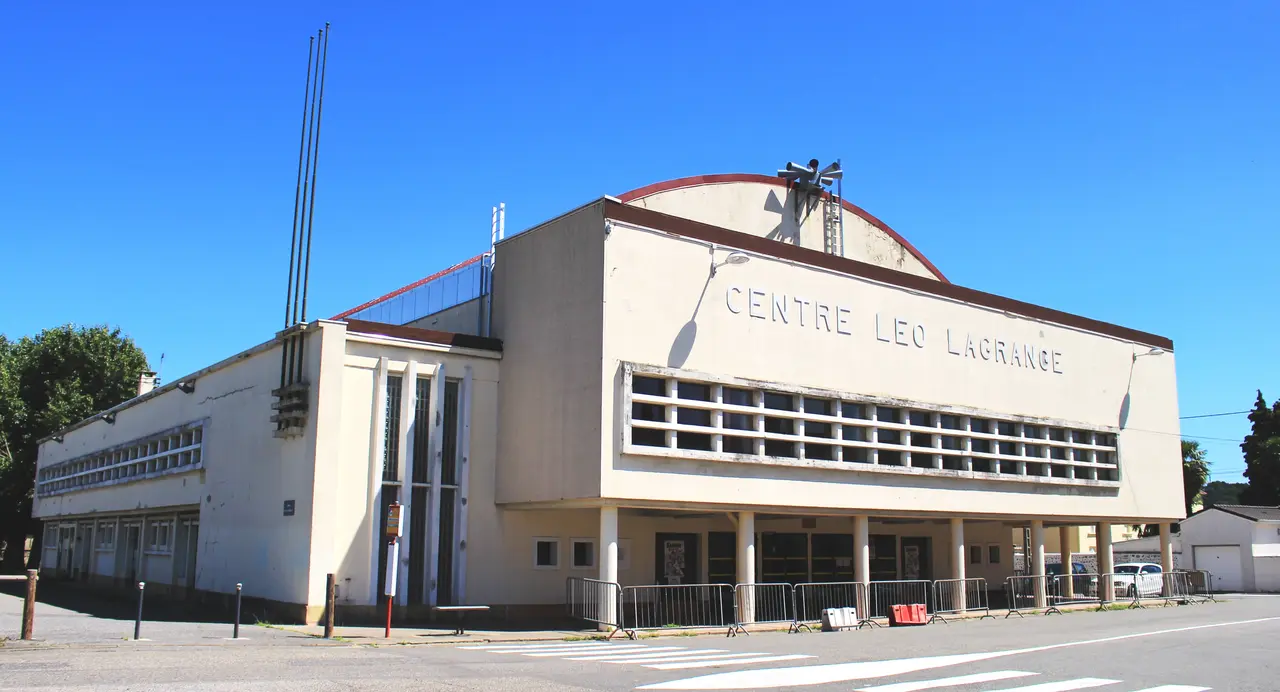 Salle des fêtes de Séméac (Hautes-Pyrénées) 1