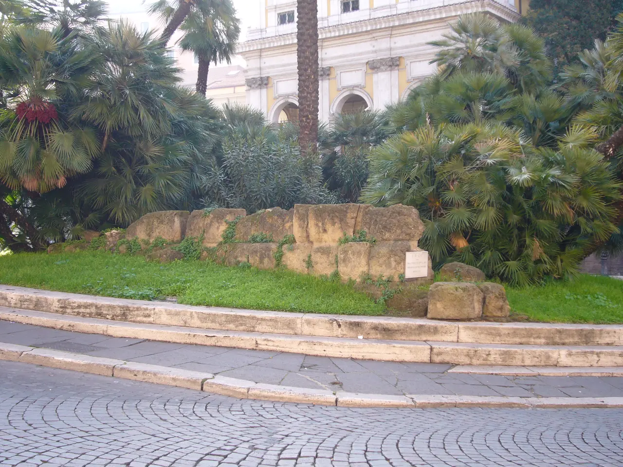 Monti - mura serviane a Magnanapoli 1010002