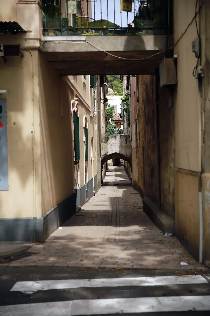 Vieille ruelle à Sommières