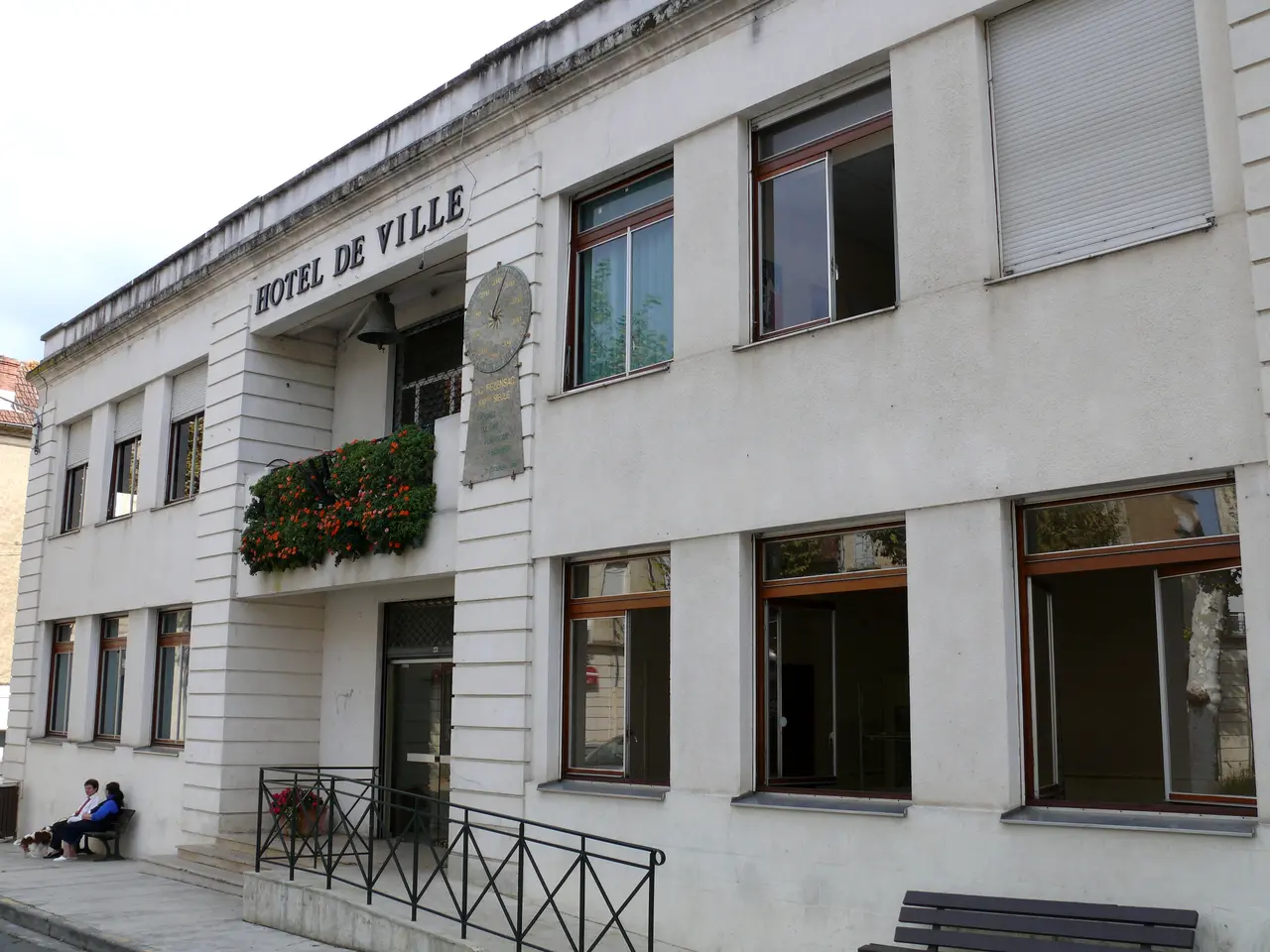 Vic-Fezensac - Hôtel de ville -1