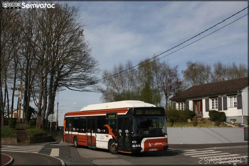 Irisbus Agora S GNV - Setram (Société d'Économie Mixte des TRansports en commun de l'Agglomération Mancelle) n°672