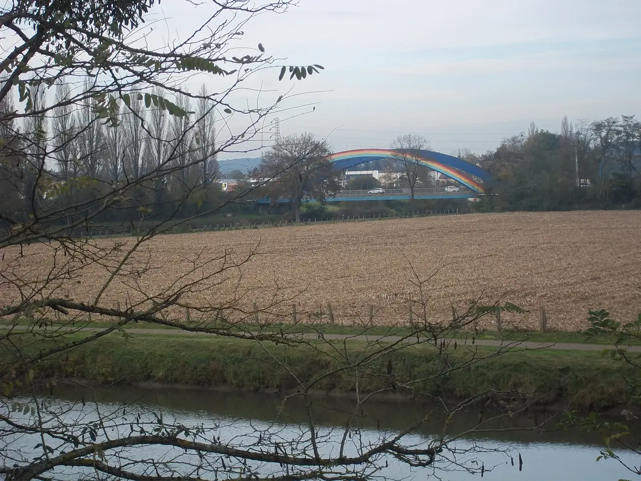 Allonnes (Sarthe) pont Arc en ciel