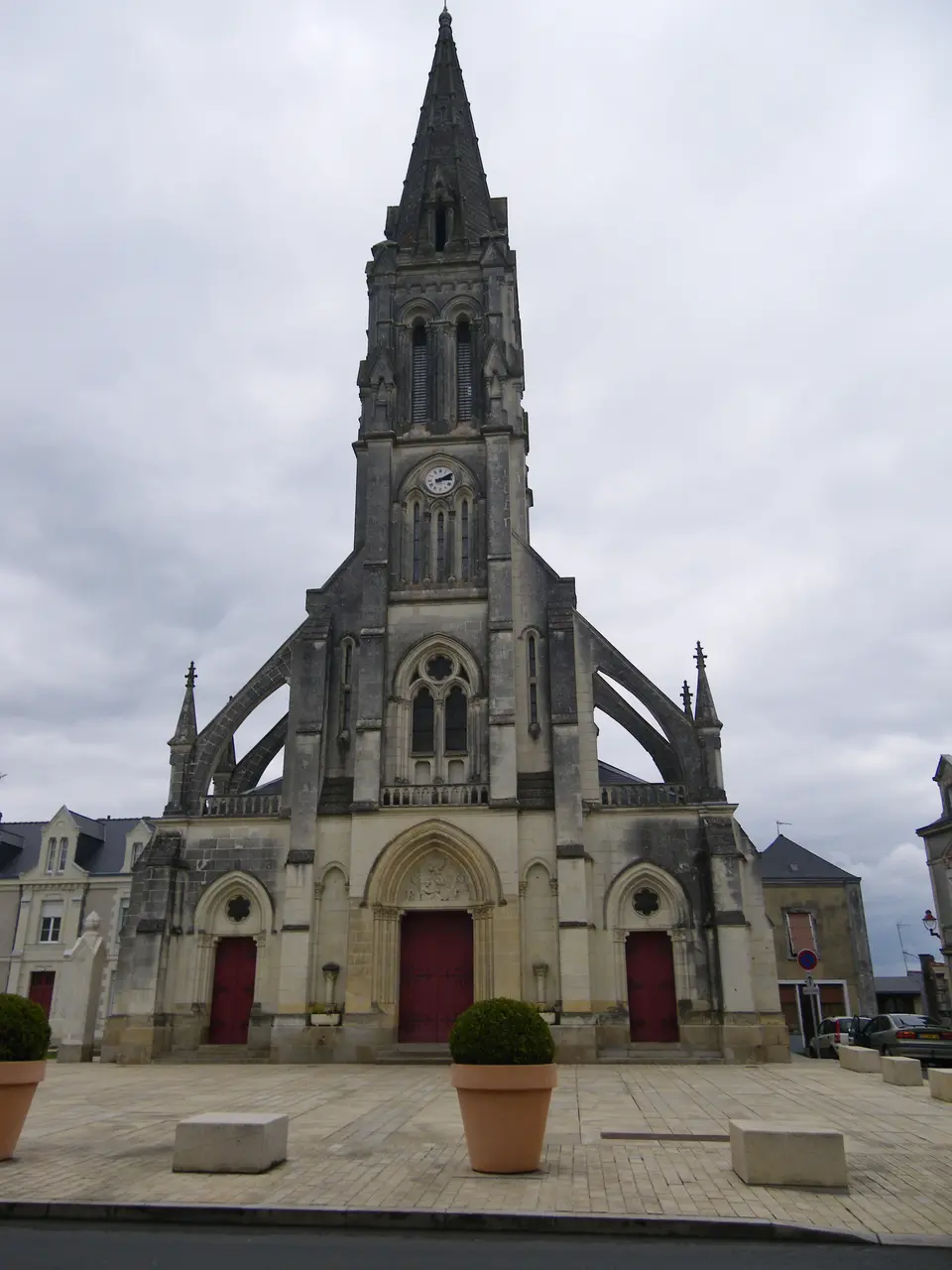 L'eglise de bécon les granits - panoramio