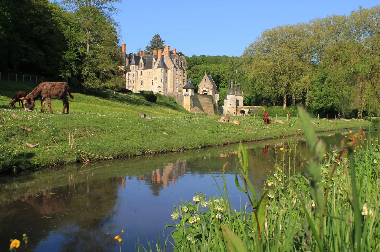 Le château de Courtanvaux à Bessé-sur-Braye