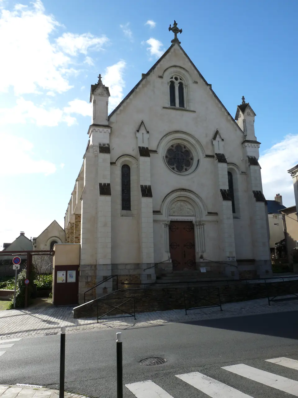Cantenay-Épinard (49) Église Saint-Hilaire - Extérieur - 02
