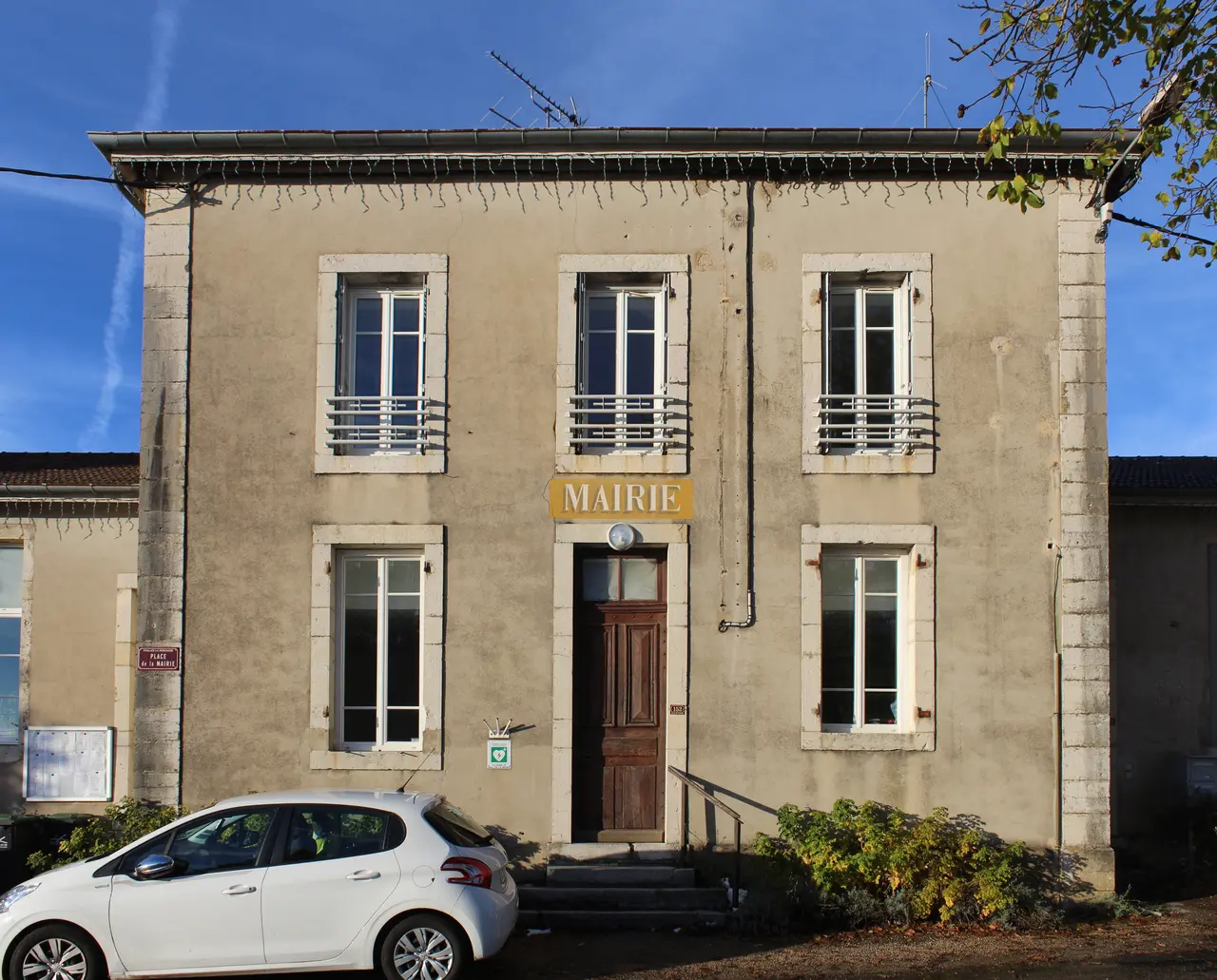 File:Mairie Challes Montagne 6.jpg