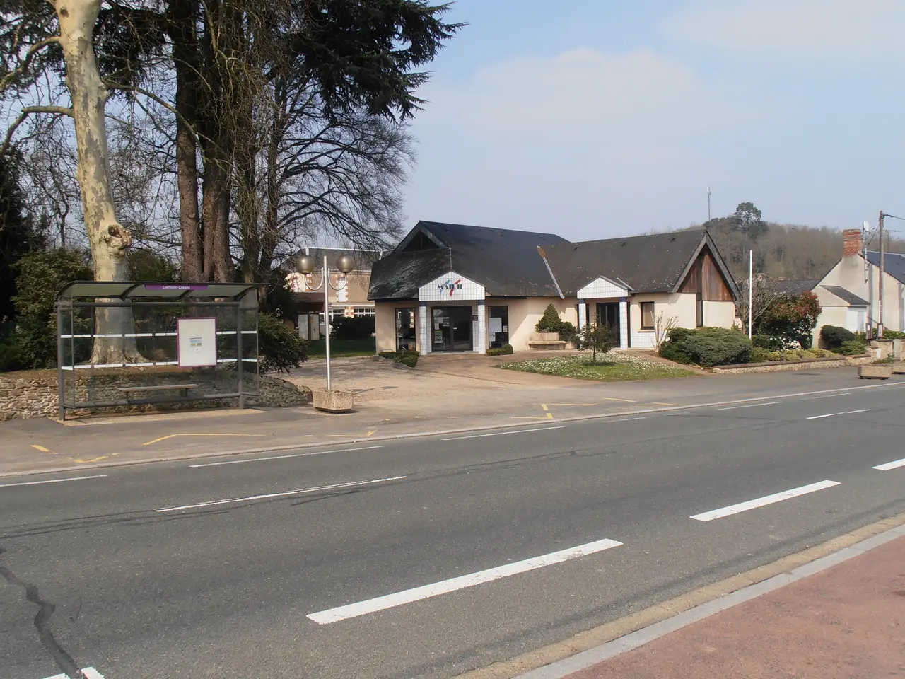 Mairie de clermont créans