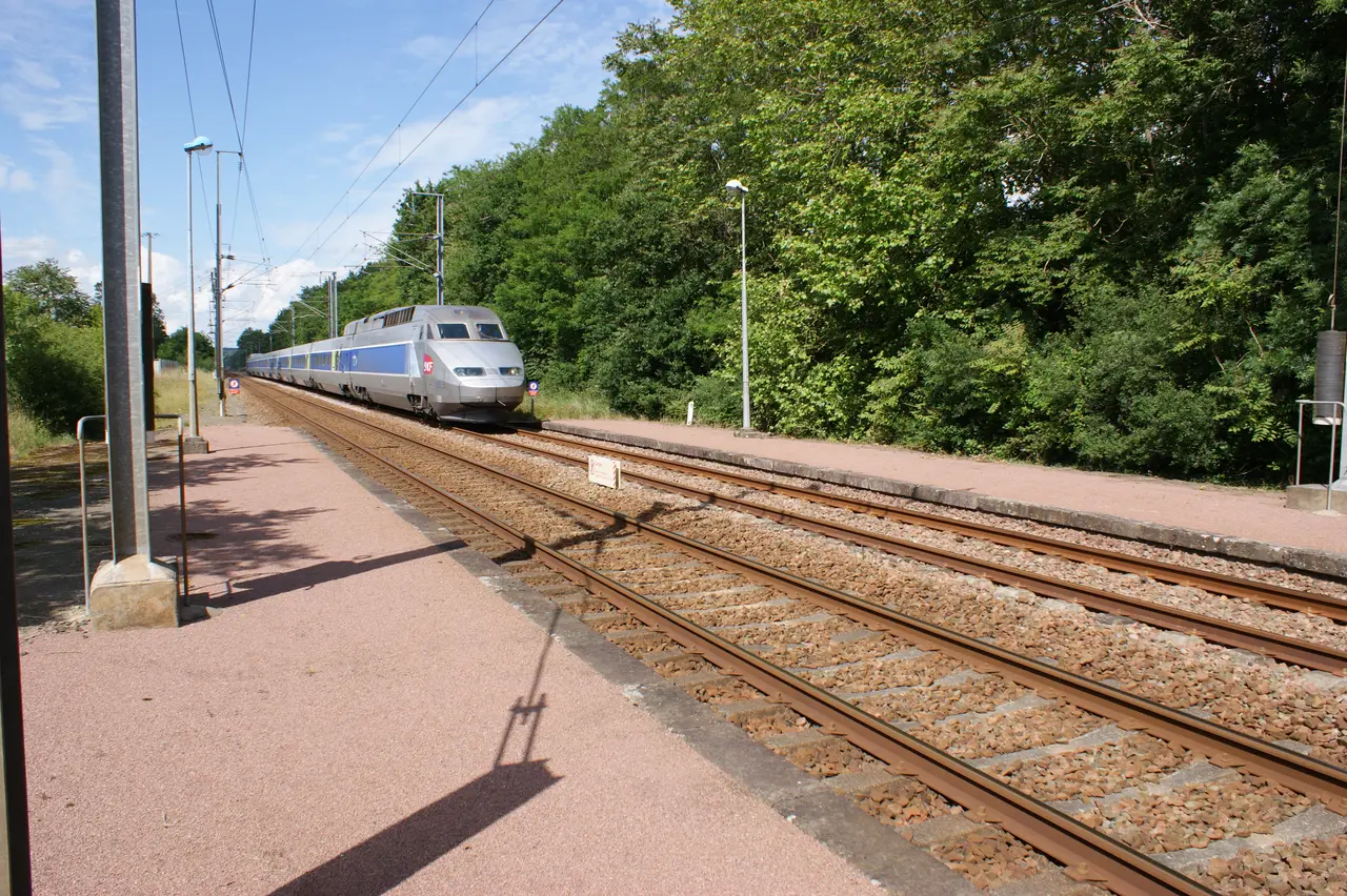 Gare-Drefféac-TGV