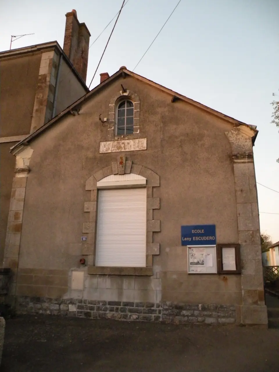La Baconnière - École Leny Escudero