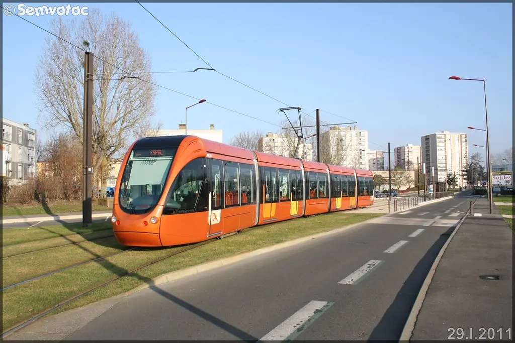 Alstom Citadis 302 – Setram (Société d'Économie Mixte des TRansports en commun de l'Agglomération Mancelle) n°1006 (La Chapelle-Saint-Aubin)