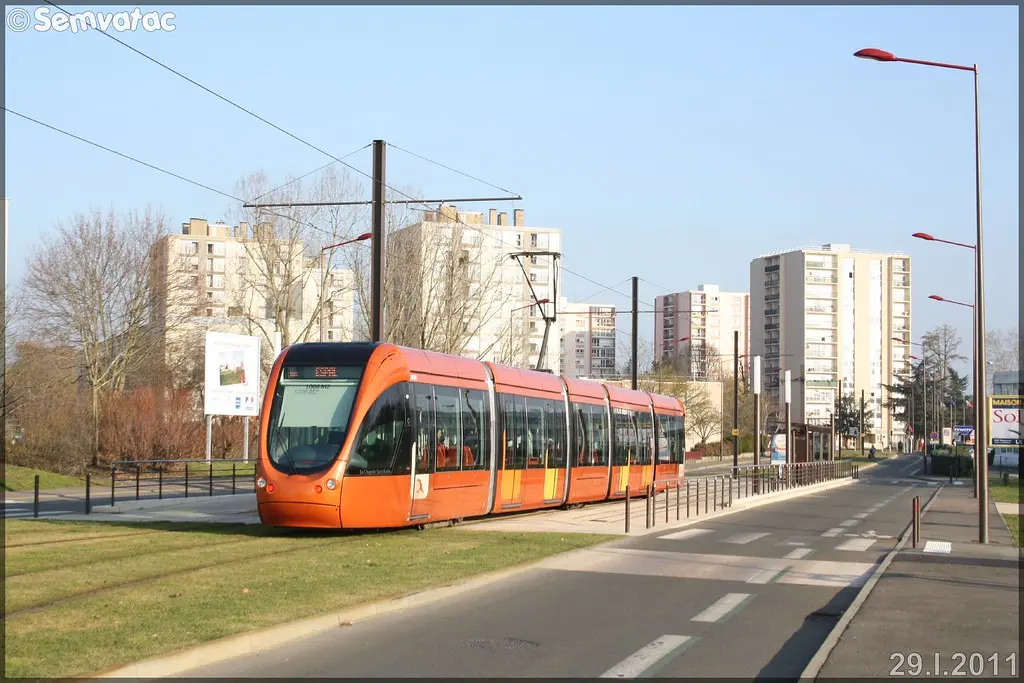 Alstom Citadis 302 – Setram (Société d'Économie Mixte des TRansports en commun de l'Agglomération Mancelle) n°1006 (La Chapelle-Saint-Aubin)