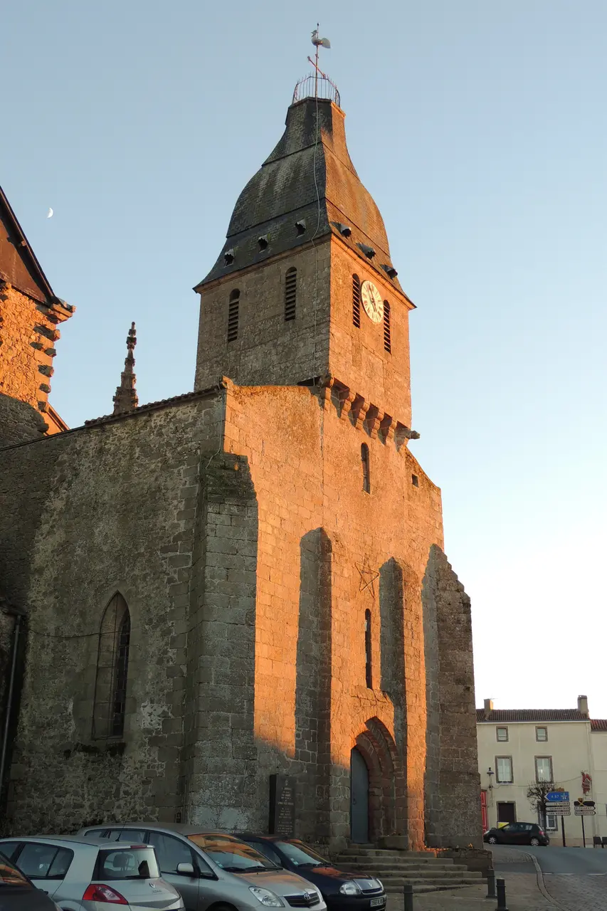 Eglise Saint Pierre de La Gaubretière