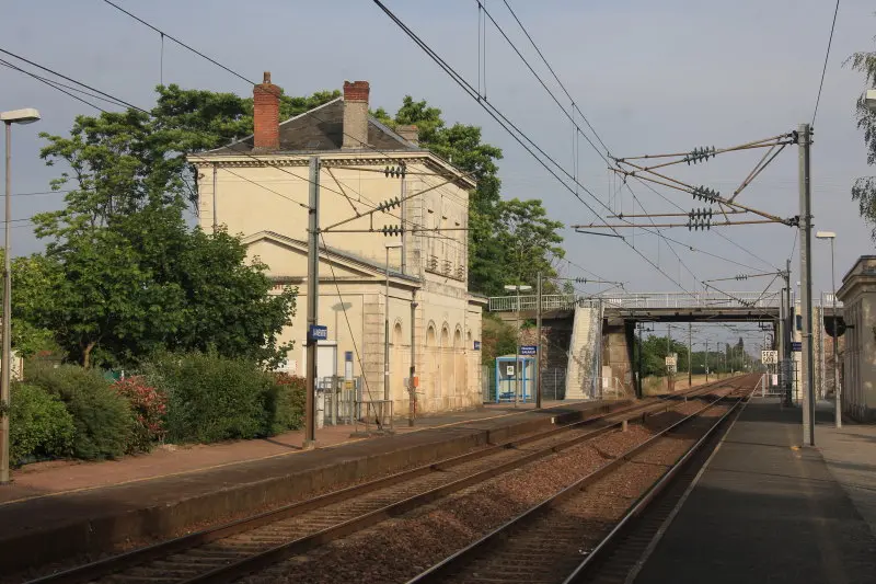 Gare de La Ménitré par Cramos