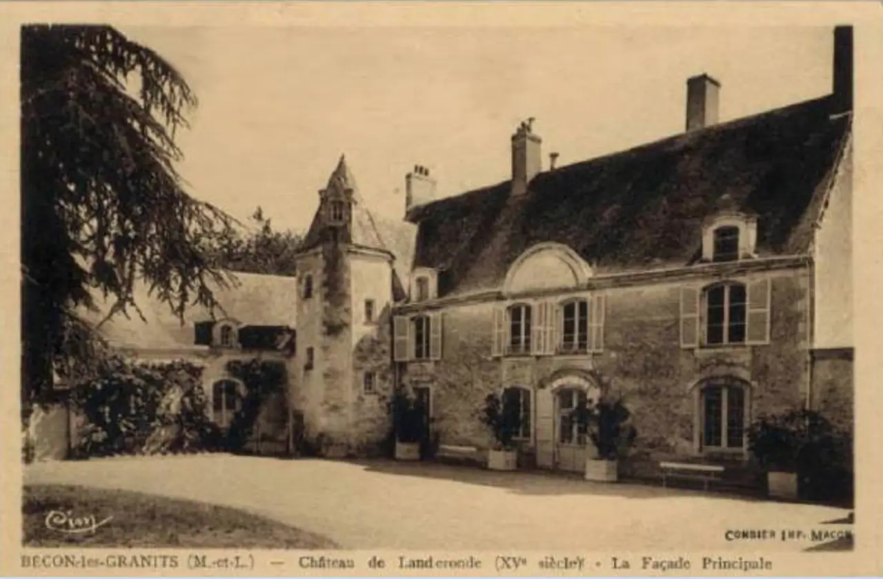 Château de Landeronde-Façade principale, carte postale