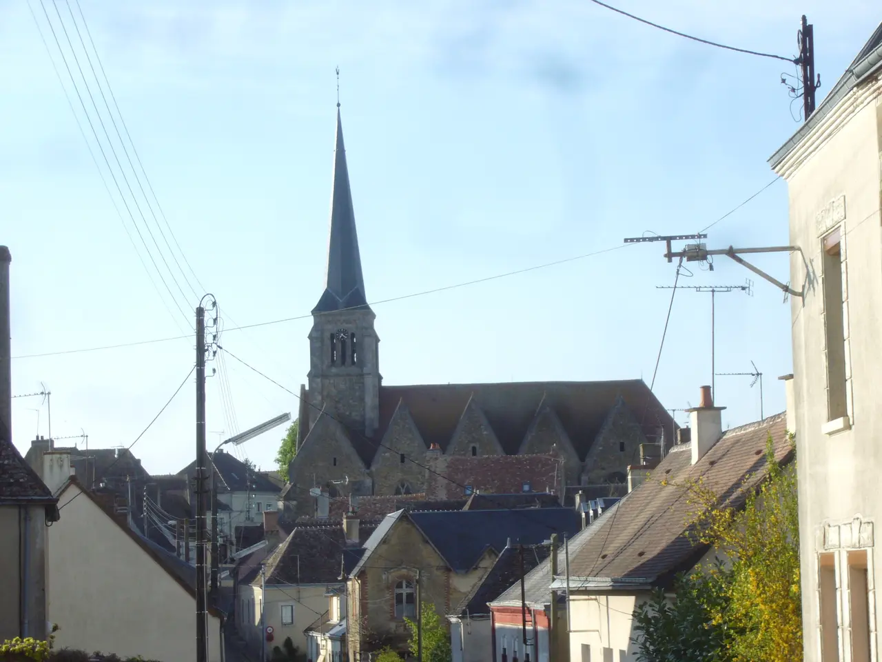 Nogent-le-Bernard et l'église